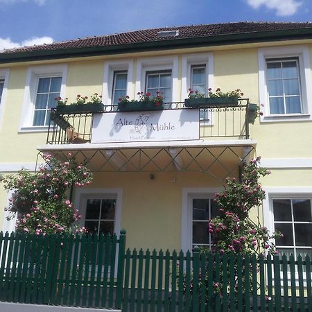 Hotel Pension Alte Muehle Klosterneuburg Eksteriør billede